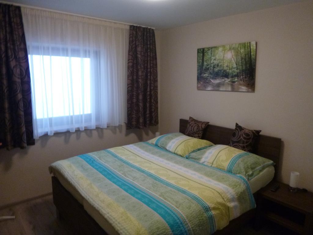 Hotel Pikolo - Izby Na Prenajom Nové Mesto nad Váhom Exterior foto